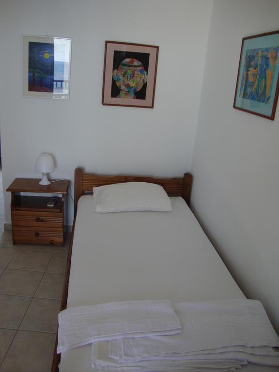 Lendas Paradise Studios Léntas Oda fotoğraf