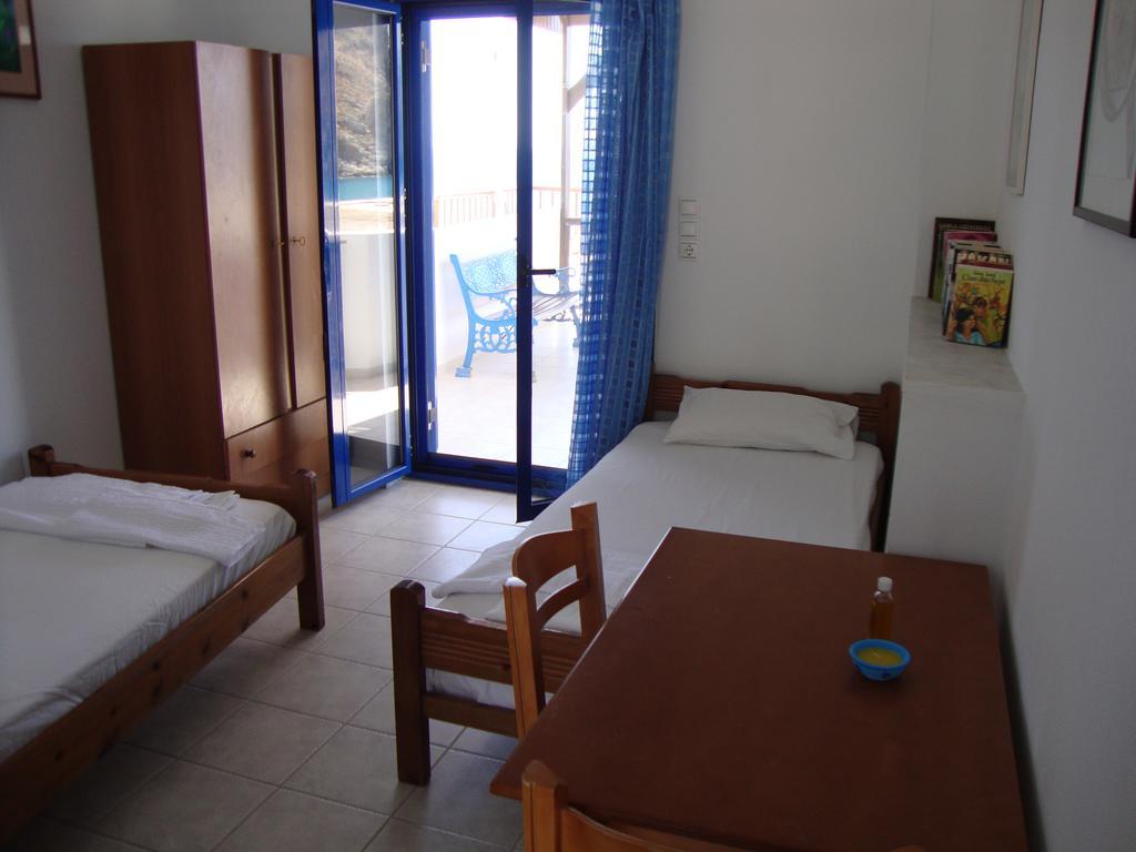 Lendas Paradise Studios Léntas Oda fotoğraf