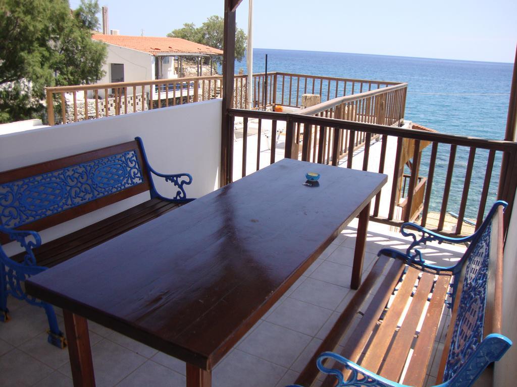 Lendas Paradise Studios Léntas Oda fotoğraf
