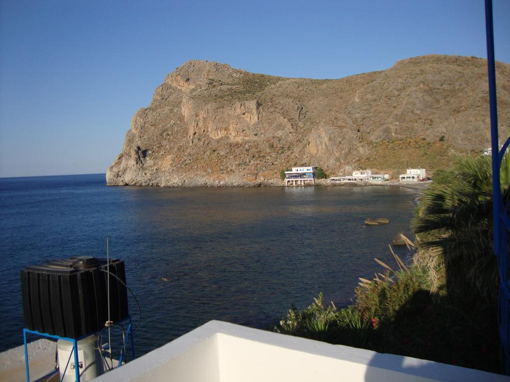 Lendas Paradise Studios Léntas Oda fotoğraf