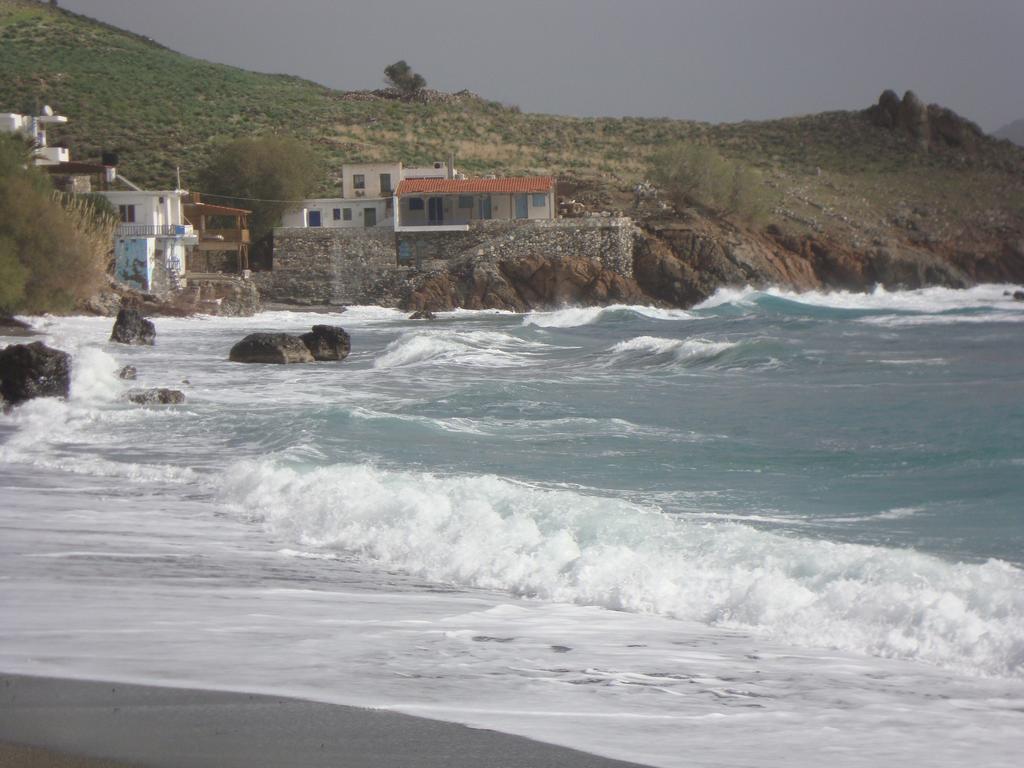 Lendas Paradise Studios Léntas Dış mekan fotoğraf